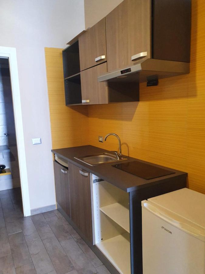 Emyjo Central B&B Неаполь Экстерьер фото
